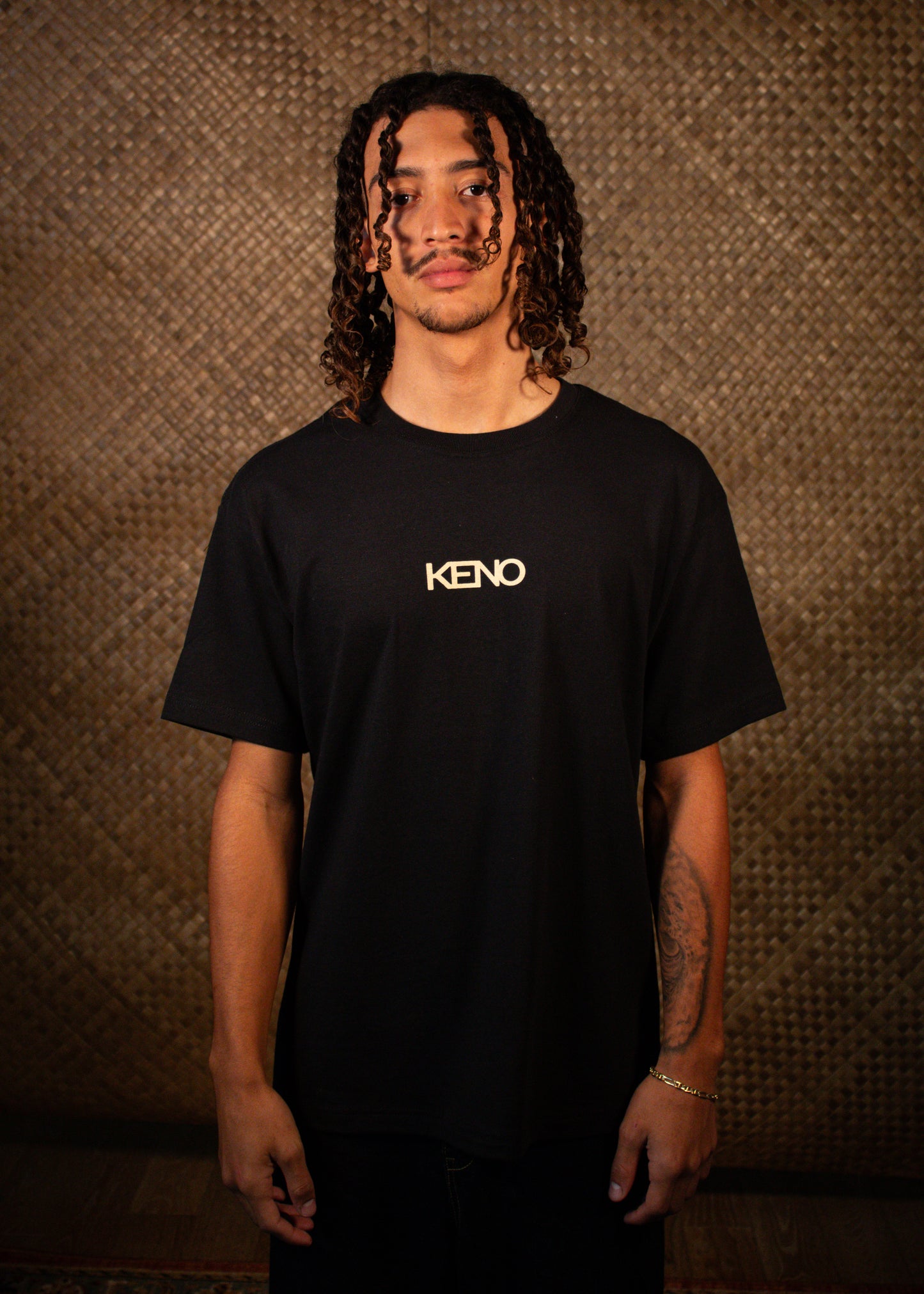 K02 TEE BLACK